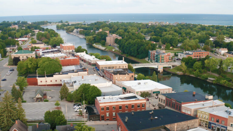 Discover Your Dream Life in Beautiful Manistee, Michigan